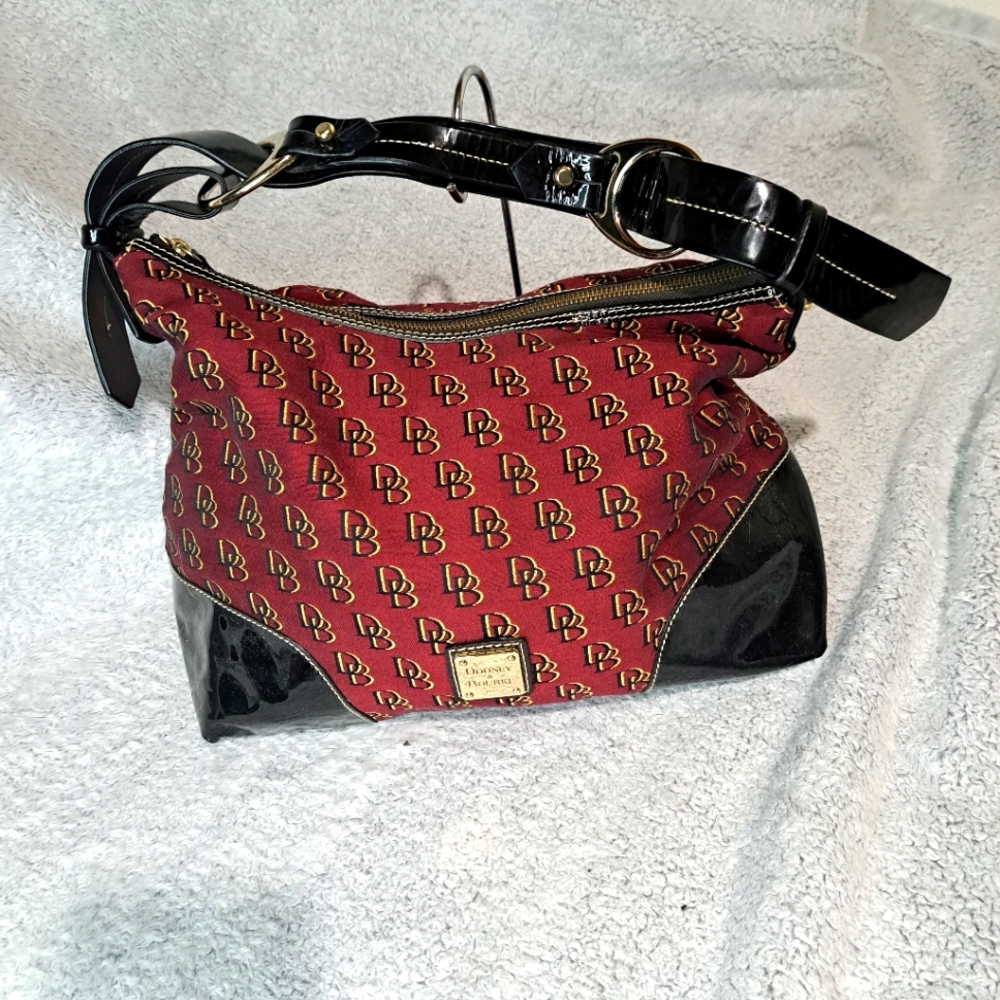 Dooney & Bourke Red Classic with Monogram Shoulder Bag. NWOT